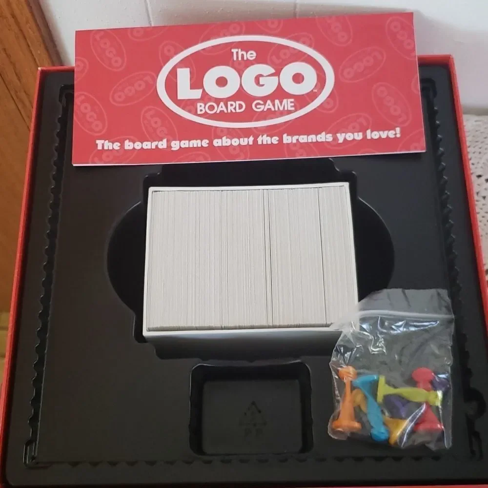 The LOGO Board Game - The Board Game About the Brands You Love! New - Open Box